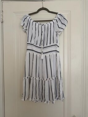 American Eagle White and Navy Striped Sundress